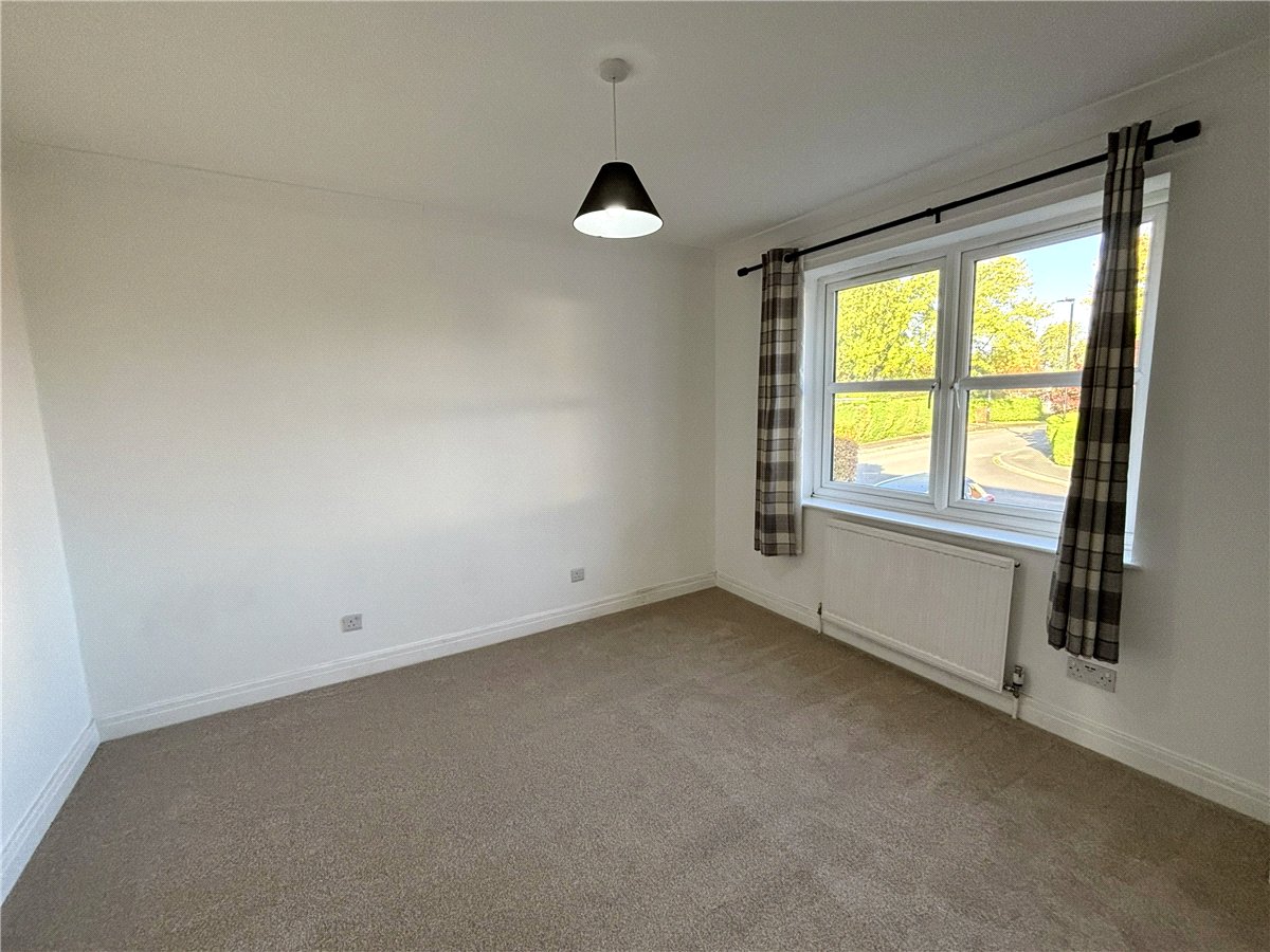4 bedroom House, Azerley Grove, Harrogate, HG3 - Available, Image 4