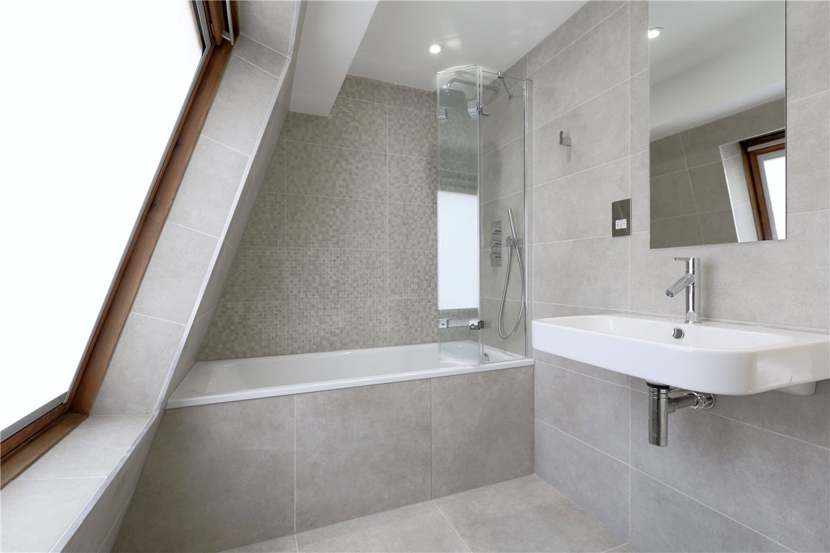 2 bedroom House, Devonshire Mews South, London, W1G - Available, Image 8