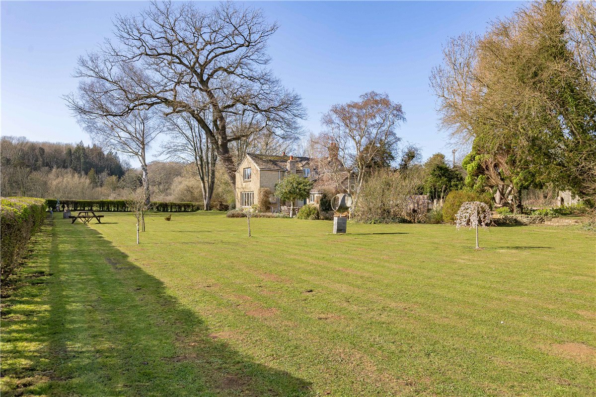 4 bedroom House, Station Road, Lower Heyford, OX25 - Available