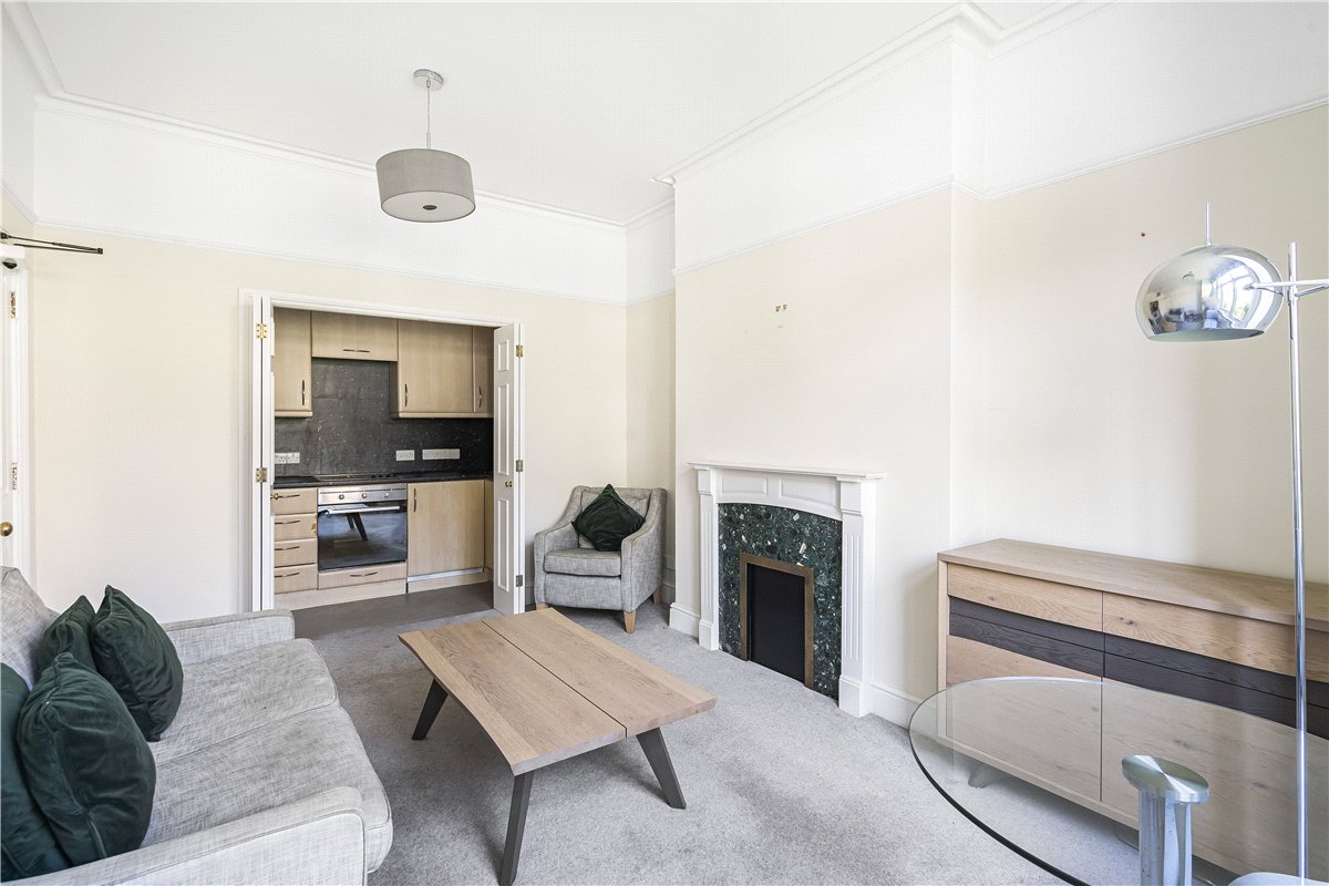 1 bedroom Flat, Walton Crescent, Oxford, OX1 - 