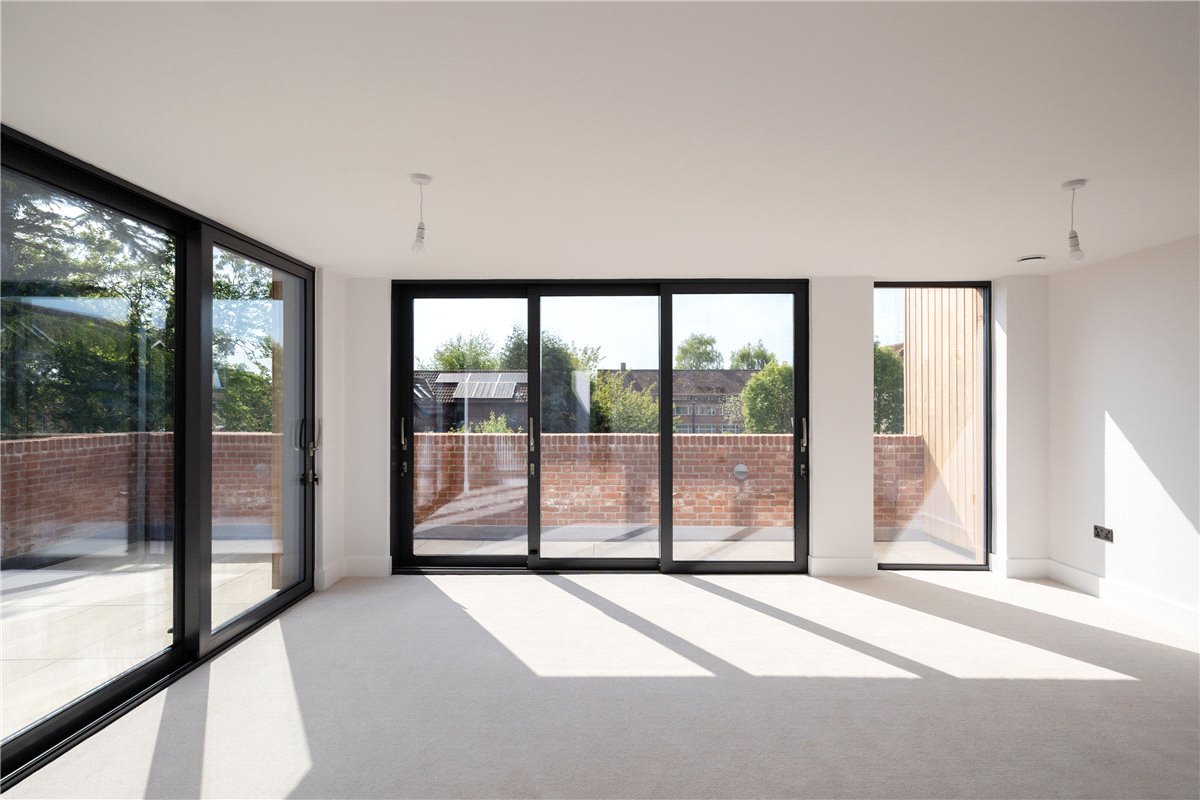 5 bedroom House, Fulford Road, York, YO10 - Available, Image 3