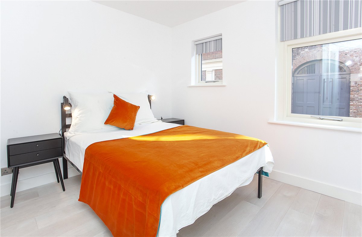 1 bedroom Flat, St. Andrewgate, York, YO1 - Available, Image 5
