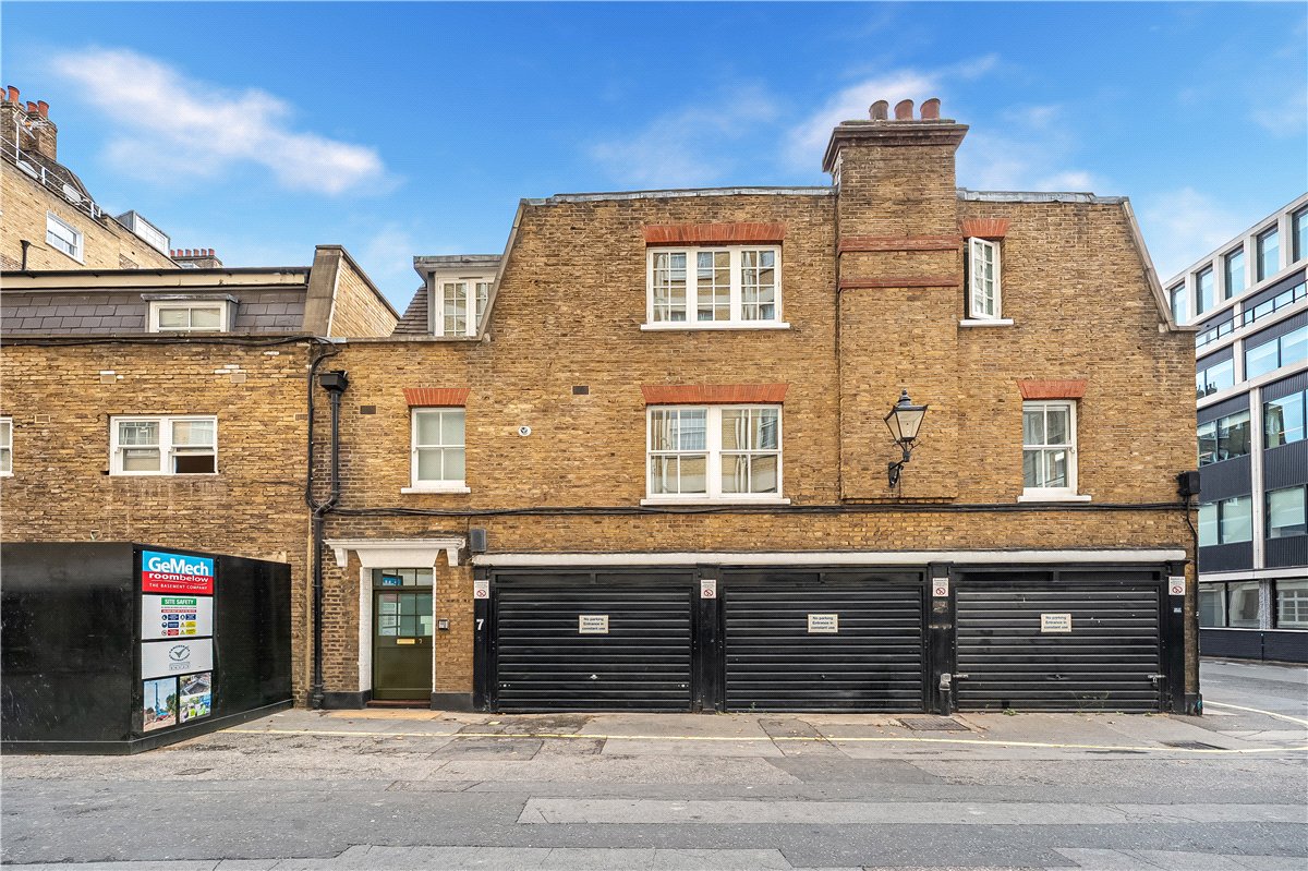 1 bedroom Flat, Seymour Mews, Marylebone, W1H - Available, Image 2