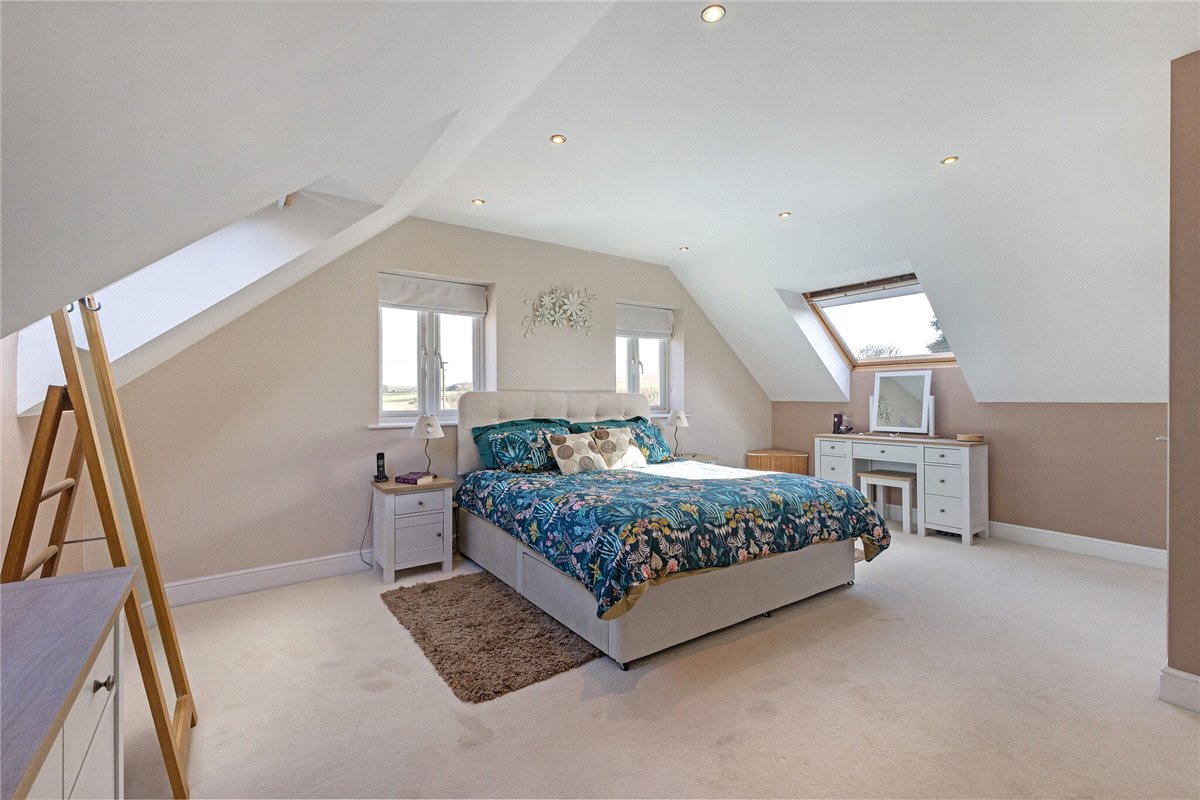 4 bedroom House, Upavon Road, North Newnton, SN9 - Available, Image 5