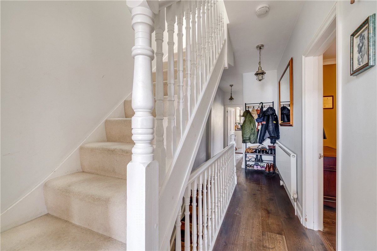 3 bedroom Maisonette, Replingham Road, London, SW18 - Available, Image 7
