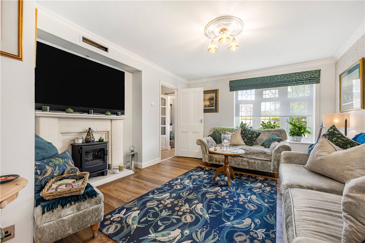 5 bedroom House, Forge Close, Milton Lilbourne, SN9 - Available, Image 1