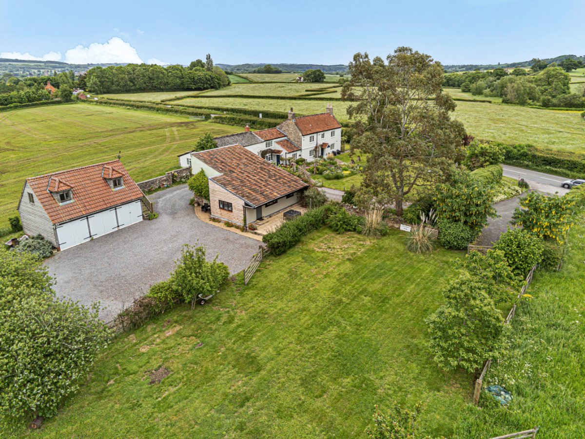 7 bedroom House, Coxley, Wells, BA5 - Sold