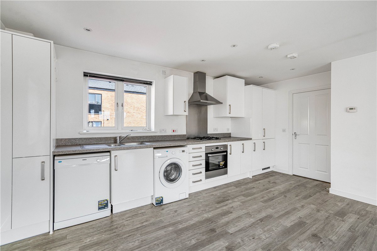 2 bedroom Flat, Vaynol Way, Whitehouse, MK8 - Available, Image 10