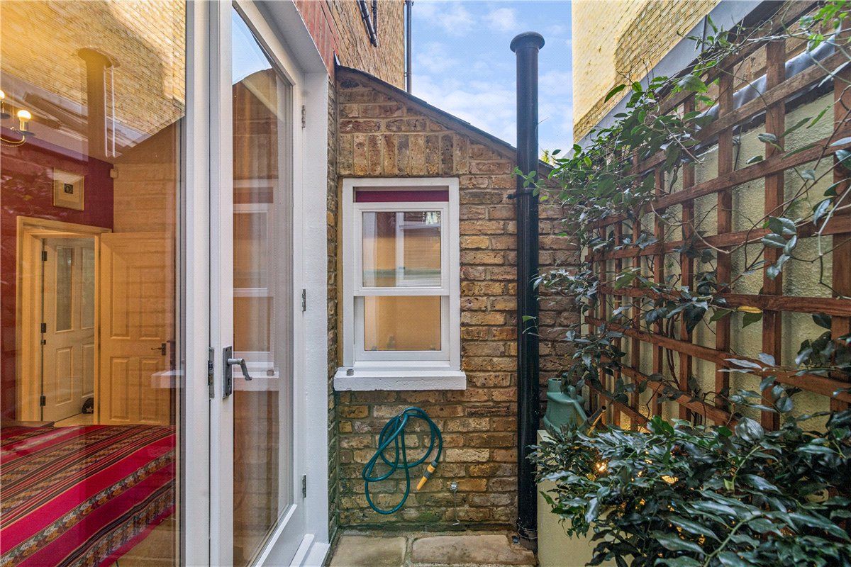 2 bedroom Flat, Wingrave Road, London, W6 - Sold, Image 10