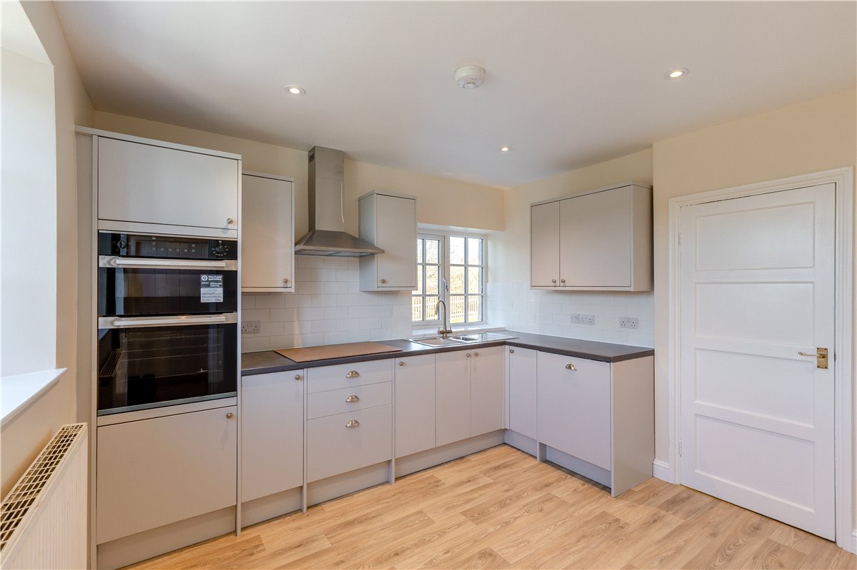 2 bedroom House, Sarsden, Chipping Norton, OX7 - Available, Image 1