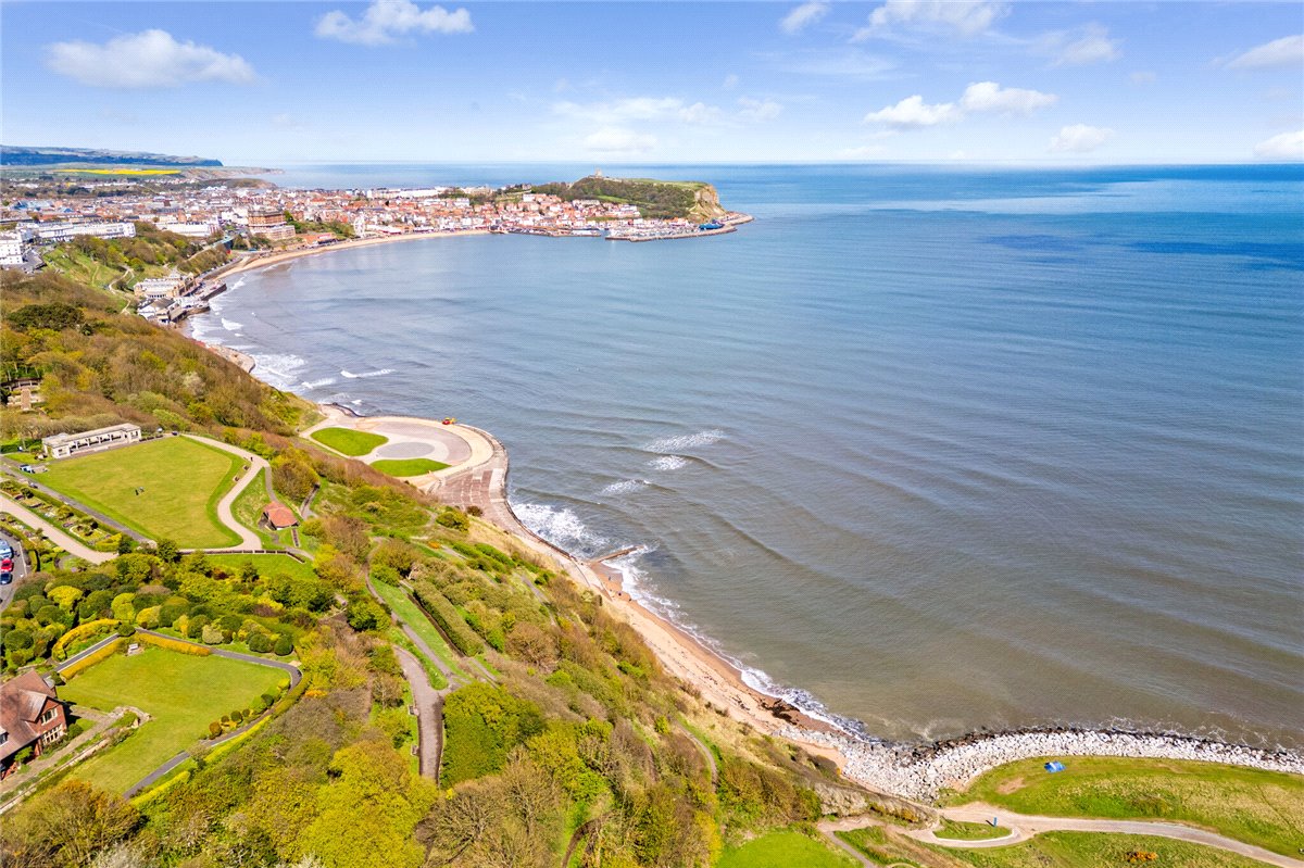 2 bedroom Flat, Holbeck Hill, Scarborough, YO11 - Available, Image 9