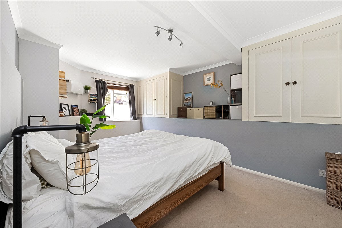 2 bedroom Flat, Lyford Road, London, SW18 - Available, Image 9