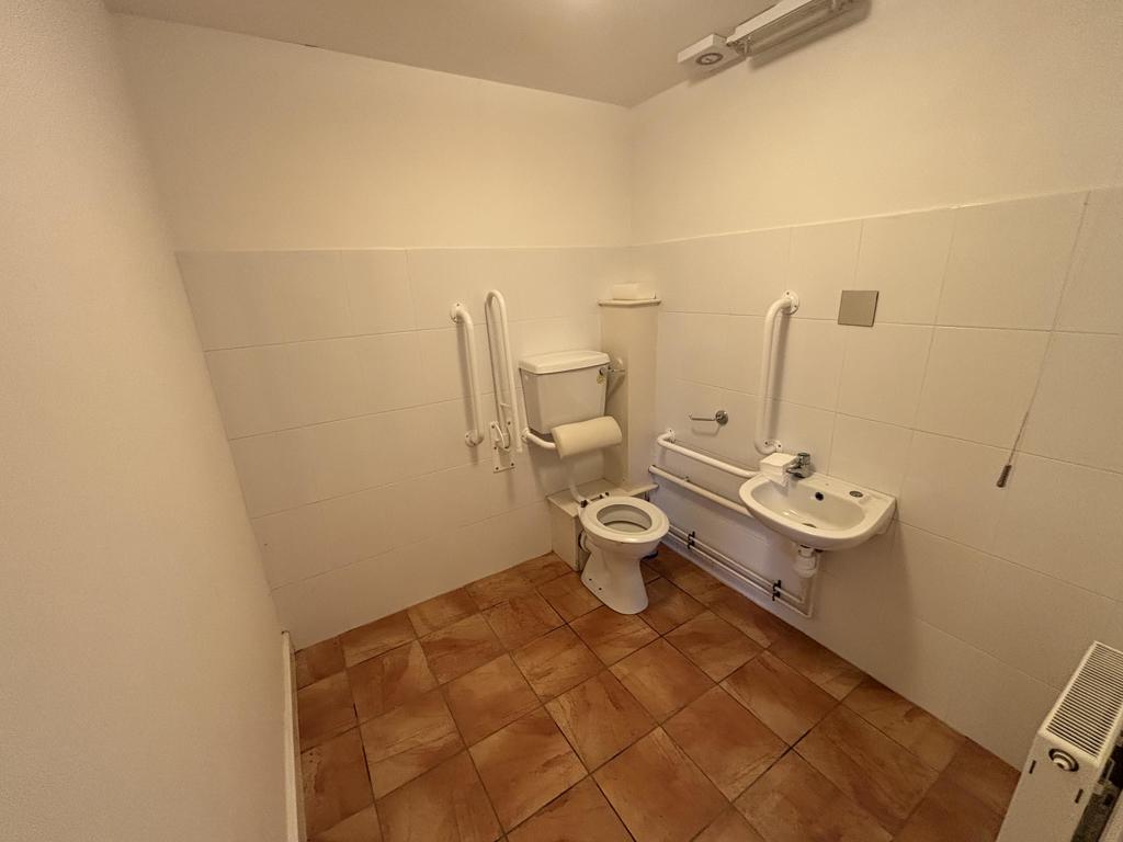 592 Sq Ft, Ford, Taunton, TA4 - Available, Image 7