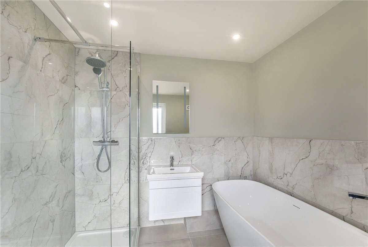 4 bedroom House, Moorland Road, York, YO10 - Available, Image 17