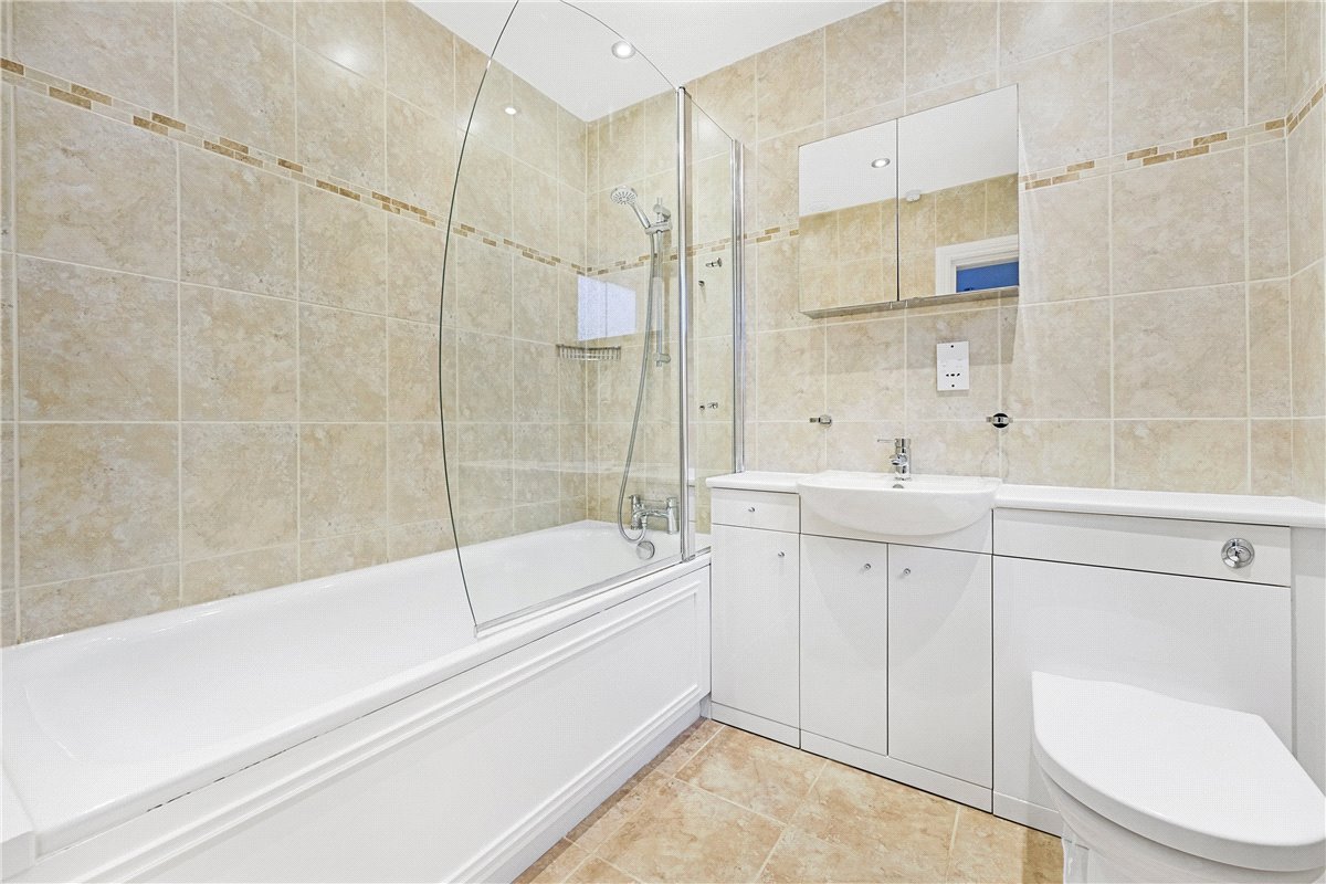 3 bedroom Flat, Queens Gate, Kensington, SW7 - Available, Image 4