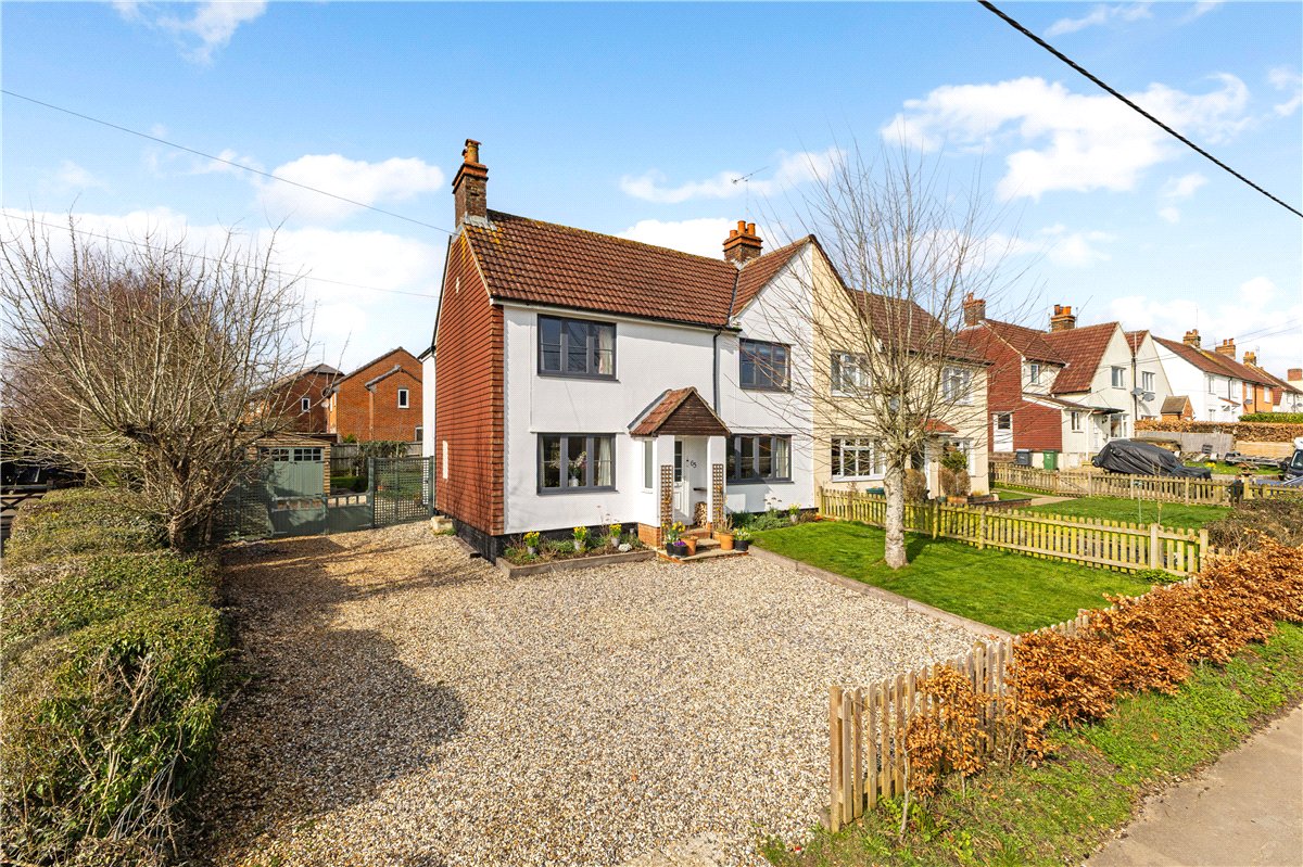 3 bedroom House, Church Street, Great Bedwyn, SN8 - Sold STC