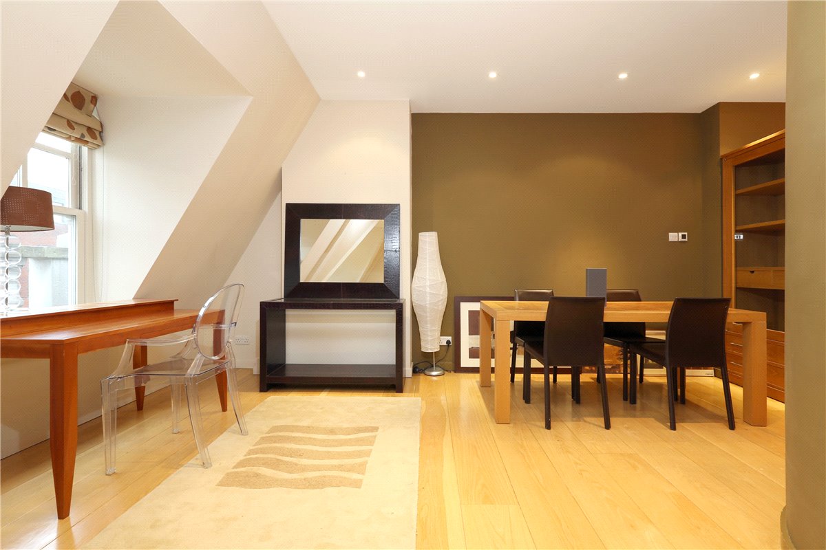 2 bedroom Flat, New Cavendish Street, London, W1G - Sold, Image 3