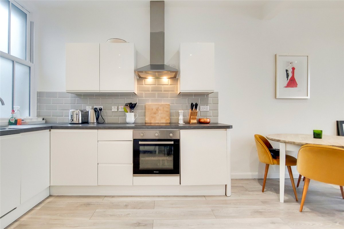 1 bedroom Flat, White Hart Lane, London, SW13 - Available, Image 5