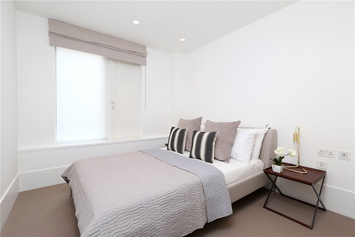 2 bedroom Flat, Castlereagh Street, London, W1H - Available, Image 2