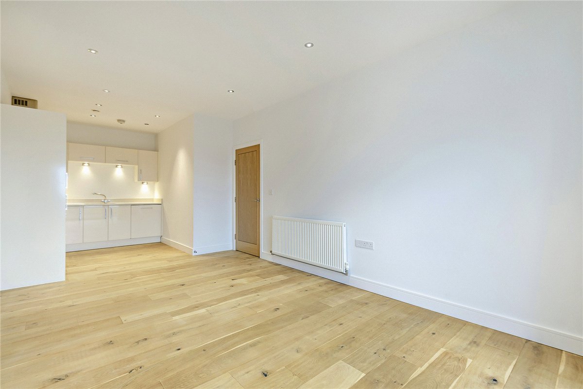 1 bedroom Flat, Kingman Way, Newbury, RG14 - Sold STC, Image 3