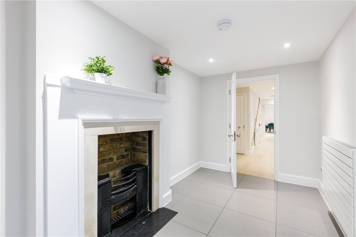2 bedroom Flat, Gloucester Place, Marylebone, W1U - Available, Image 10