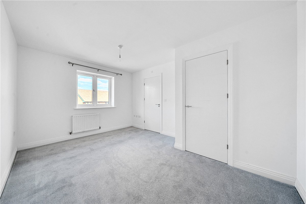 2 bedroom House, Fearnley Close, Glebe Farm, MK17 - , Image 11