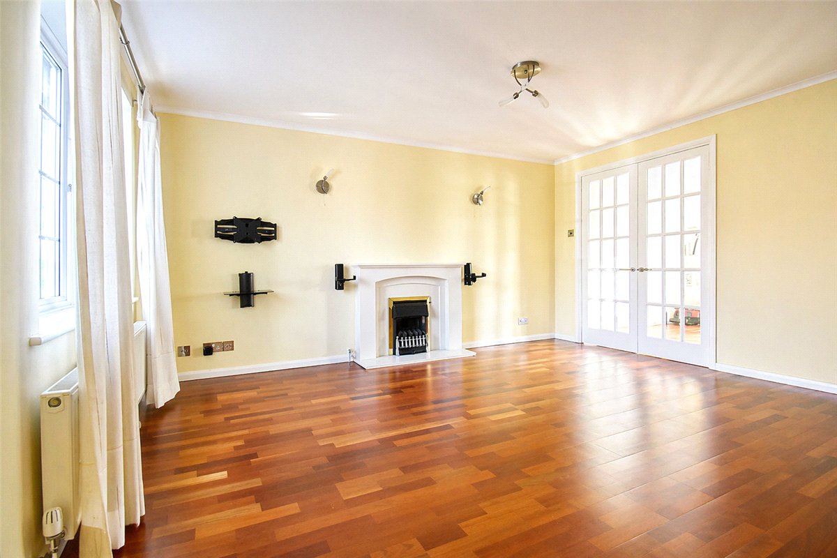 3 bedroom House, Tamarin Gardens, Cherry Hinton, CB1 - Available, Image 1