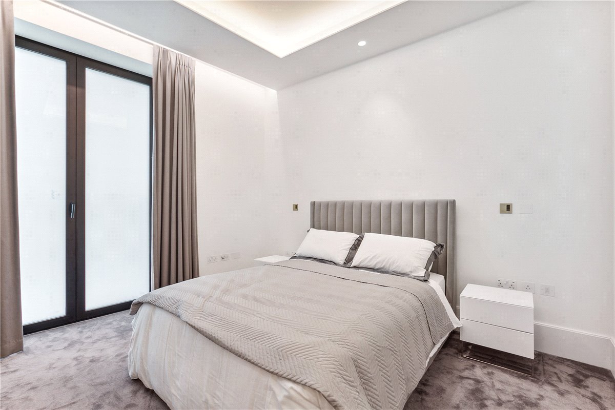 1 bedroom Flat, Lancer Square, London, W8 - Available, Image 3