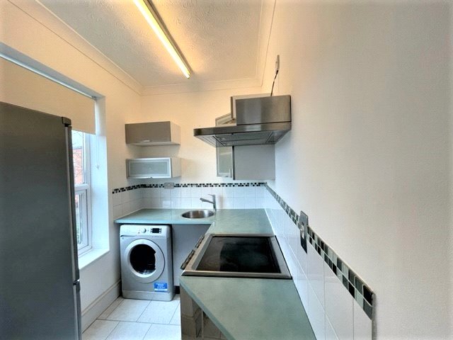 0 bedroom Flat, London Road, Newbury, RG14 - , Image 2