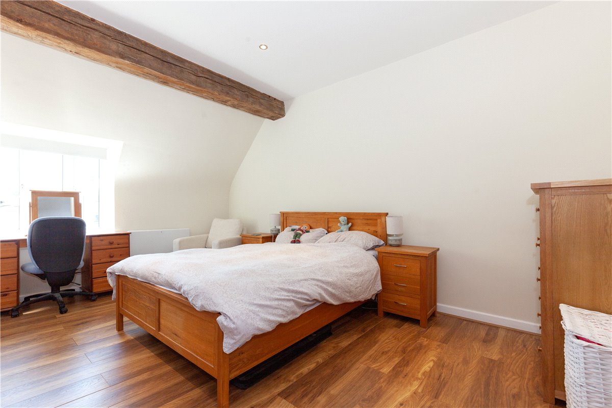 2 bedroom House, Heathfield, Bletchingdon, OX5 - , Image 9