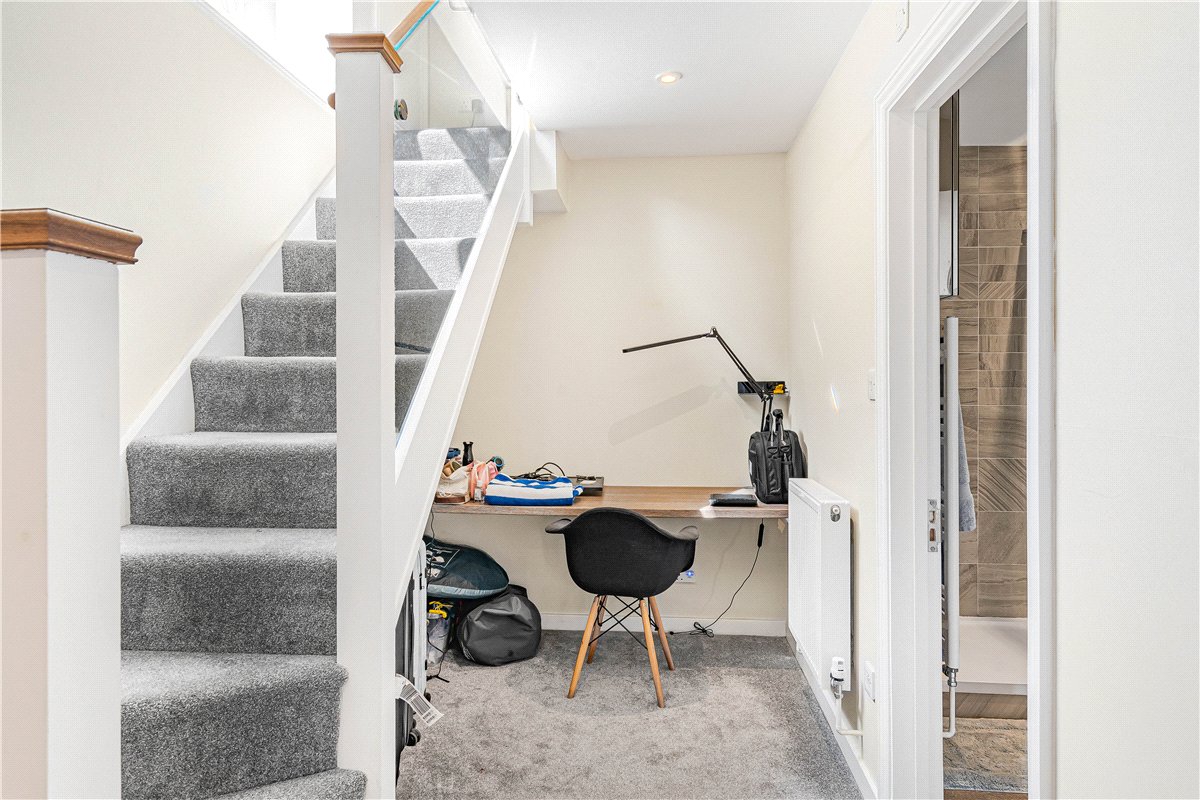 1 bedroom Flat, Walton Crescent, Oxford, OX1 - , Image 11