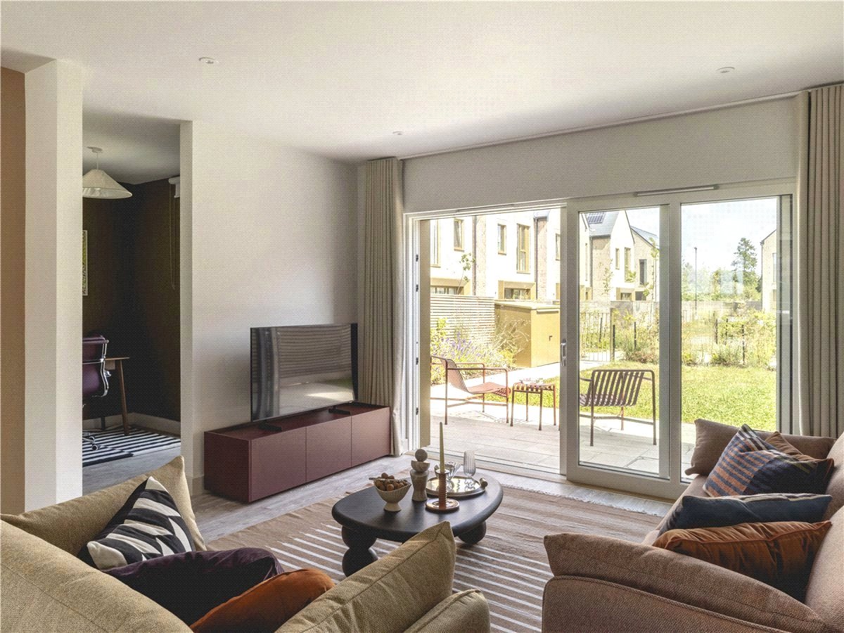 3 bedroom House, Milne Avenue, Cambridge, CB3 - Available, Image 1