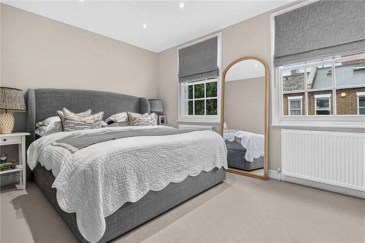 3 bedroom House, Orbain Road, London, SW6 - Available, Image 4