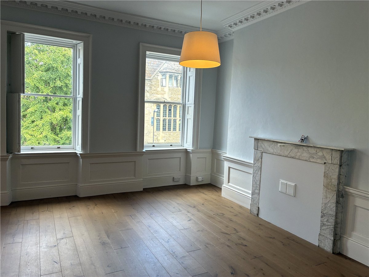 1 bedroom Flat, Westgate Buildings, Bath, BA1 - , Image 2