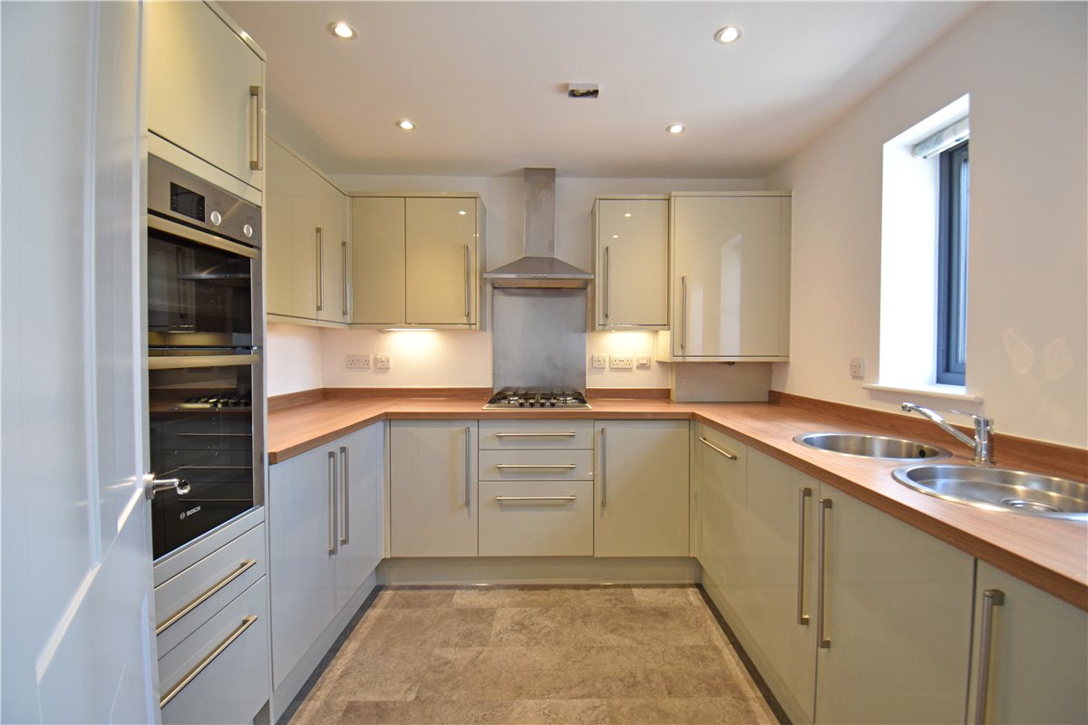3 bedroom House, Swallow Gardens, Chesterton, CB4 - , Image 1