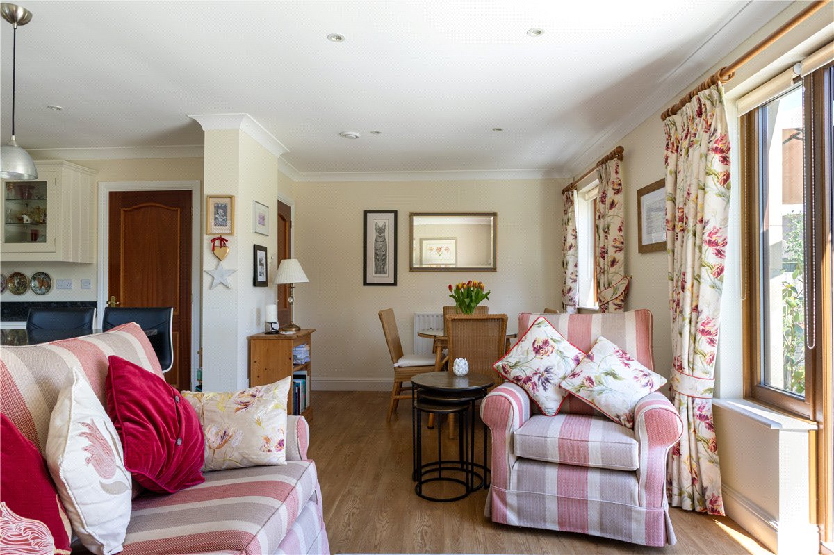 5 bedroom House, Grafton Place, East Grafton, SN8 - Available, Image 11