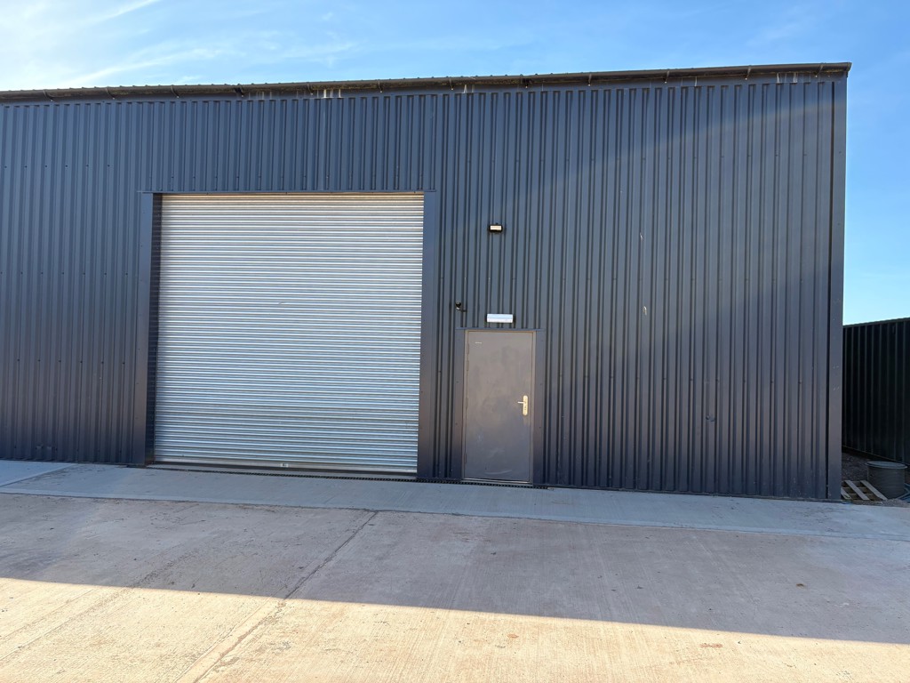925 Sq Ft, Nynehead, Wellington, TA21 - Available