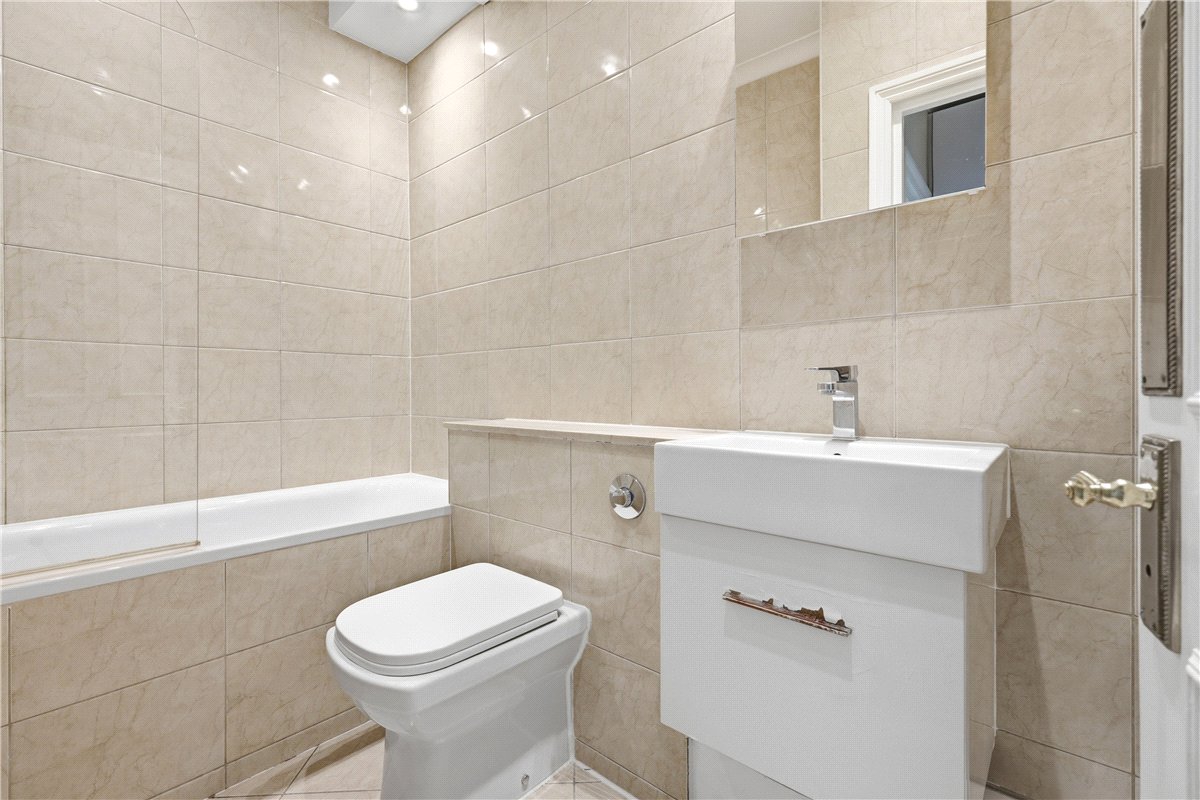 2 bedroom Flat, Munster Road, London, SW6 - Sold, Image 13