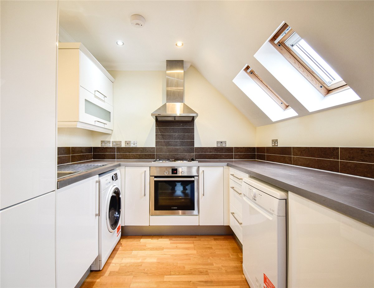 2 bedroom Flat, The Redwing, Newmarket Road, CB5 - Let Agreed, Image 1