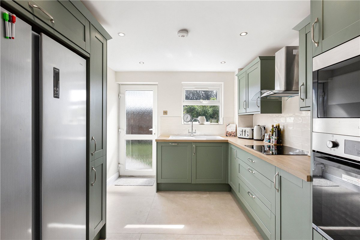 3 bedroom House, Lower Prospect, Marlborough, SN8 - Available, Image 1
