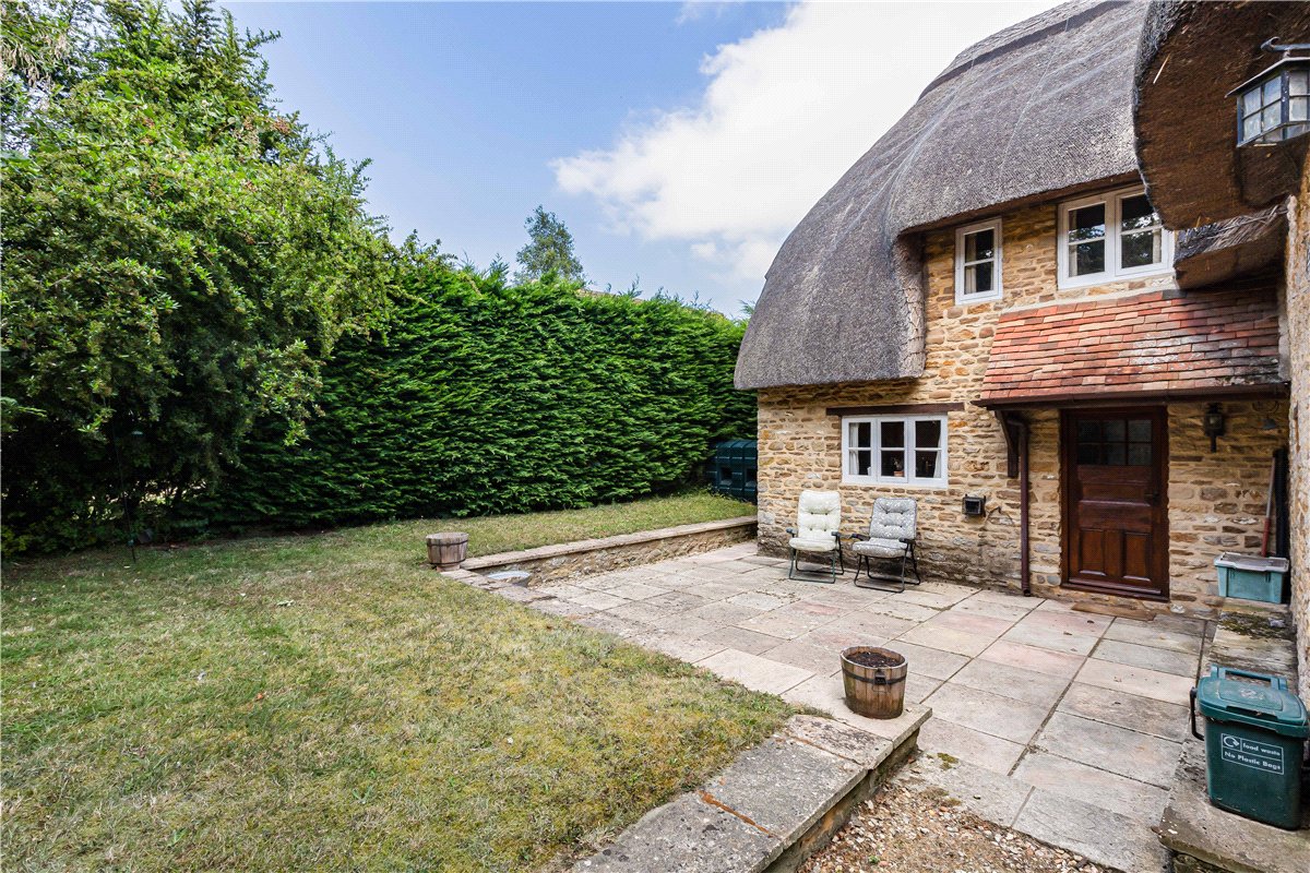 2 bedroom Cottage, Church Road, Hinton Waldrist, SN7 - Available, Image 13