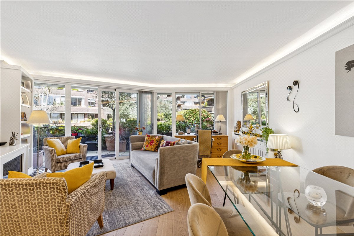 2 bedroom Flat, Stevenage Road, London, SW6 - Available