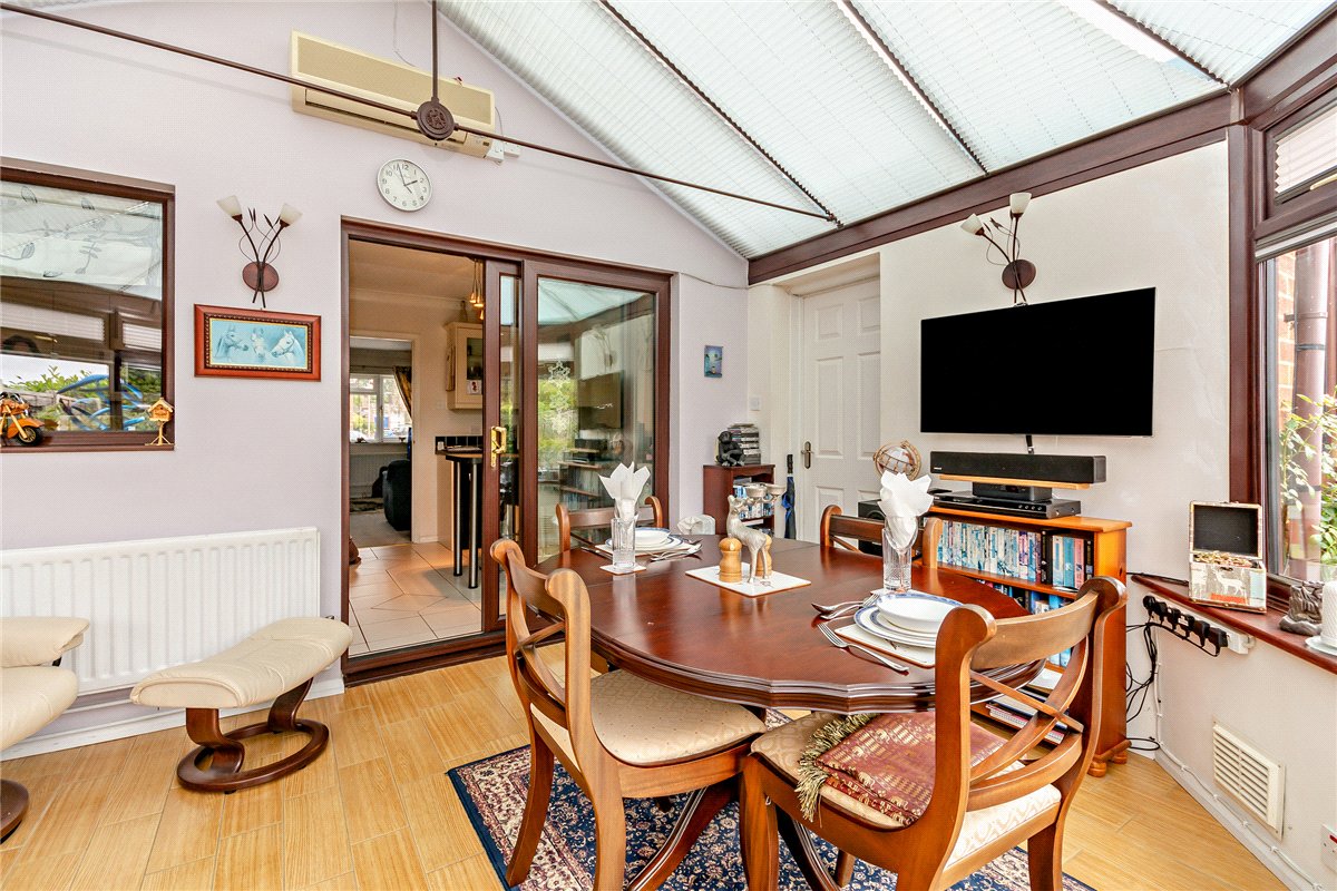 3 bedroom House, Billington Way, Thatcham, RG18 - Available, Image 7