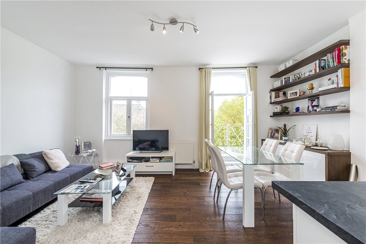 1 bedroom Flat, Powis Square, Notting Hill, W11 - Sold