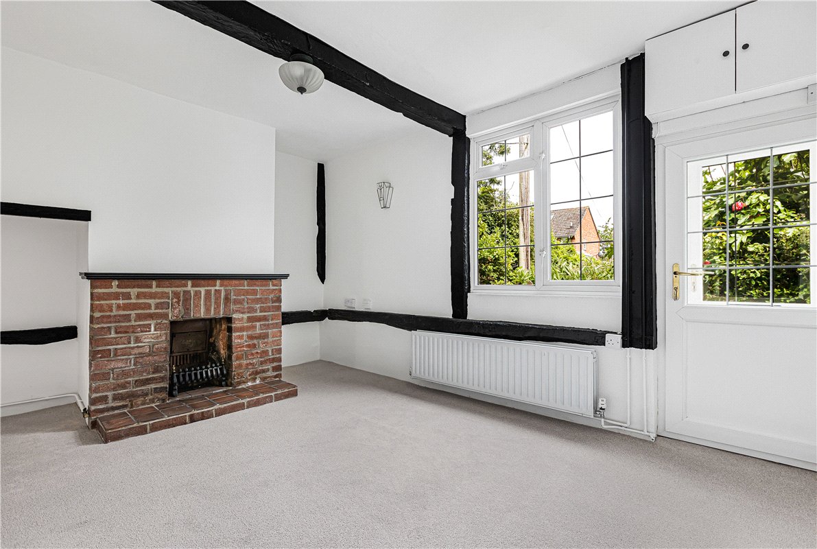 4 bedroom Cottage, High Street, Sutton Courtenay, OX14 - Available, Image 2