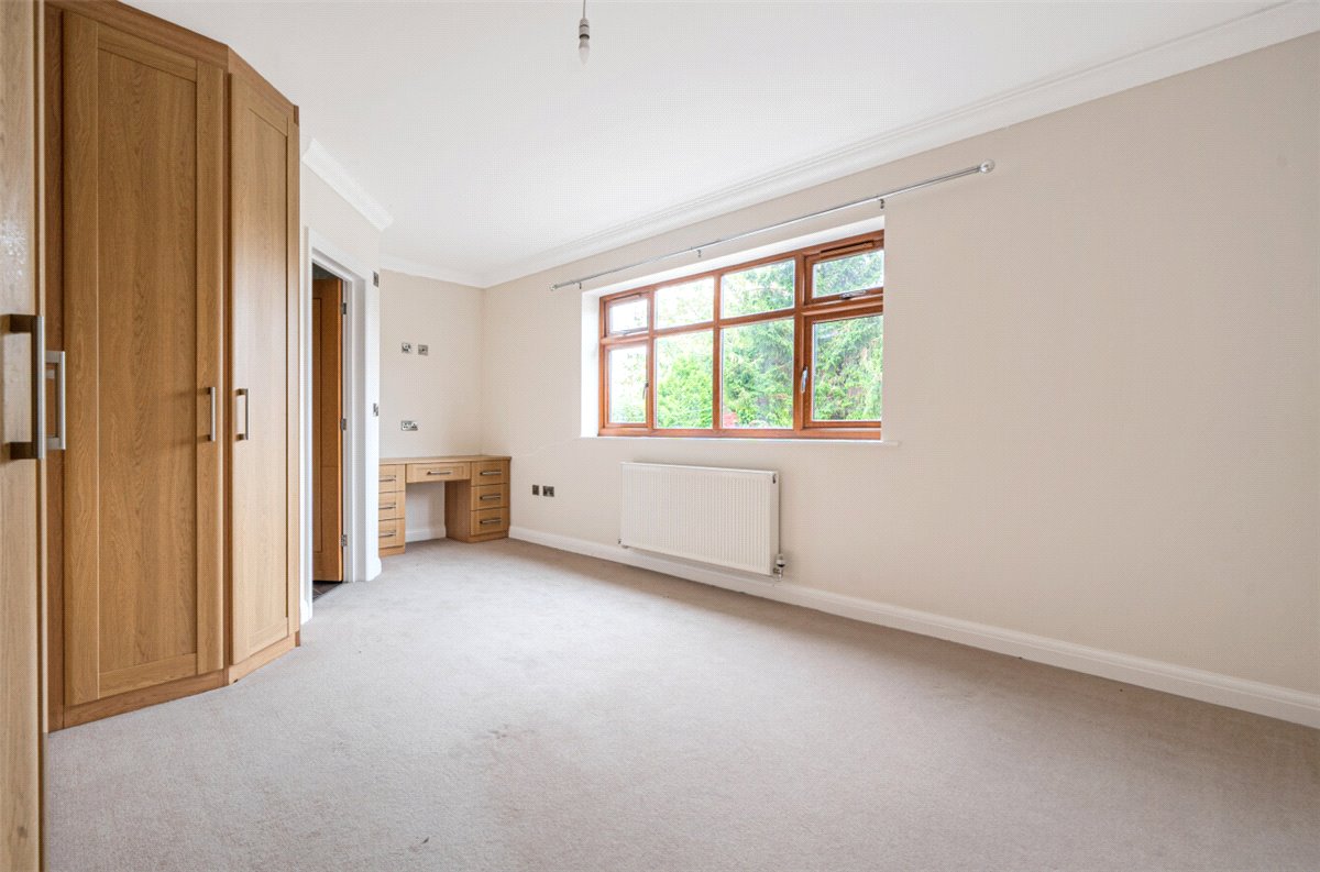 5 bedroom House, Tolldish Lane, Great Haywood, ST18 - , Image 23