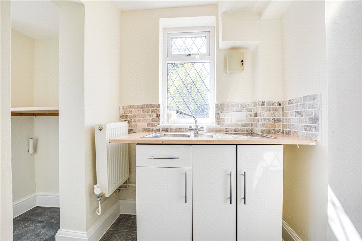 3 bedroom House, Nantwich Road, Minshull Vernon, CW10 - Let Agreed, Image 8