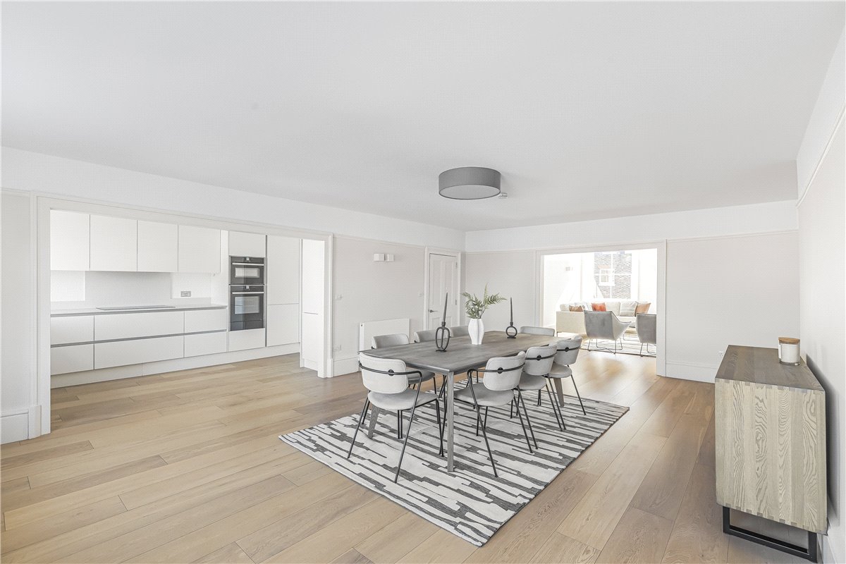3 bedroom Flat, Devonshire Place, Marylebone, W1G - Available