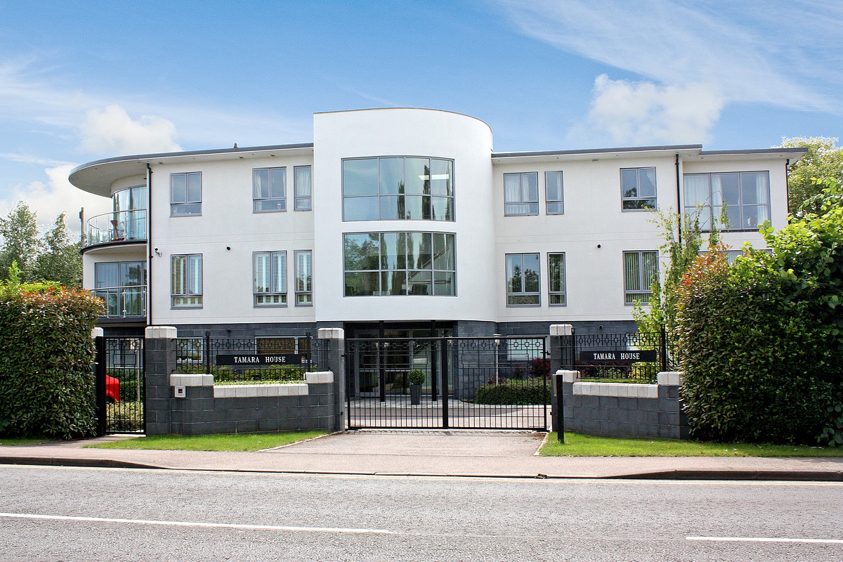 3 bedroom Flat, Queen Ediths Way, Cambridge, CB1 - 