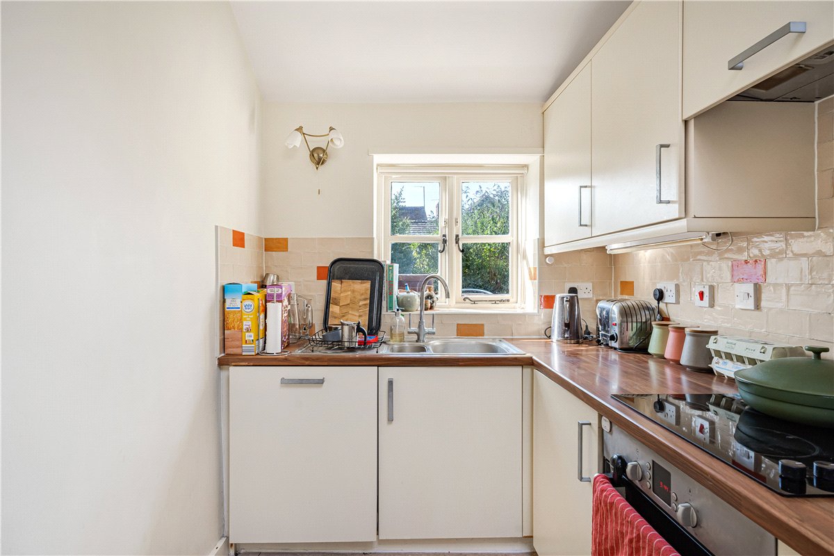 2 bedroom House, Mill Road, Wolvercote, OX2 - , Image 9